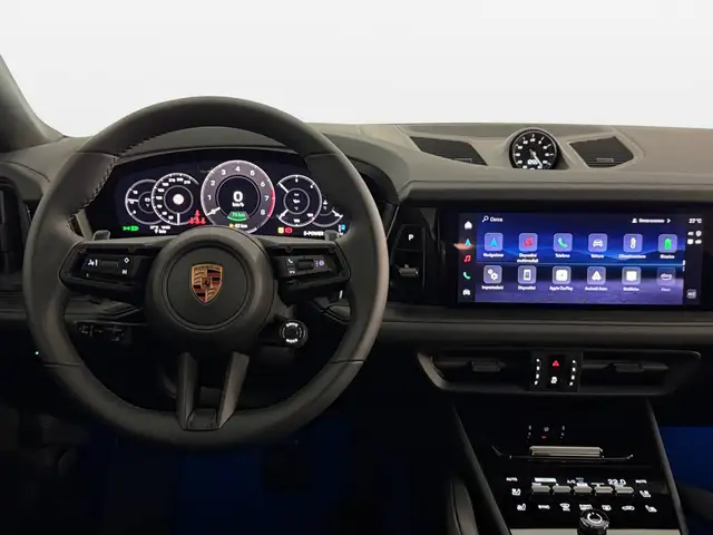 Porsche Cayenne view 12