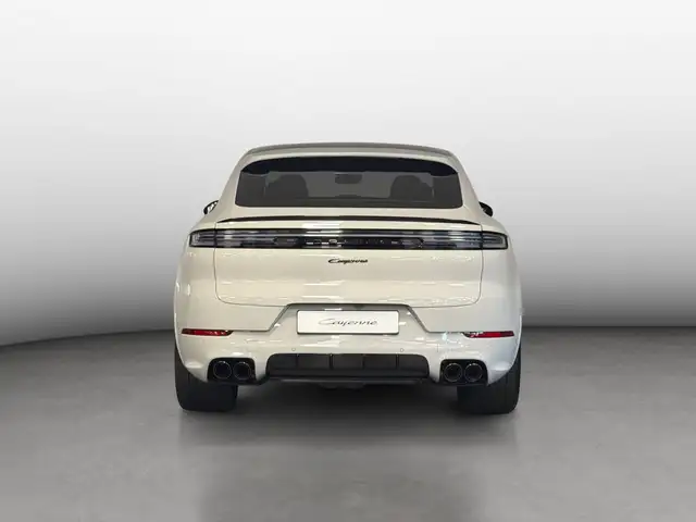 Porsche Cayenne view 4