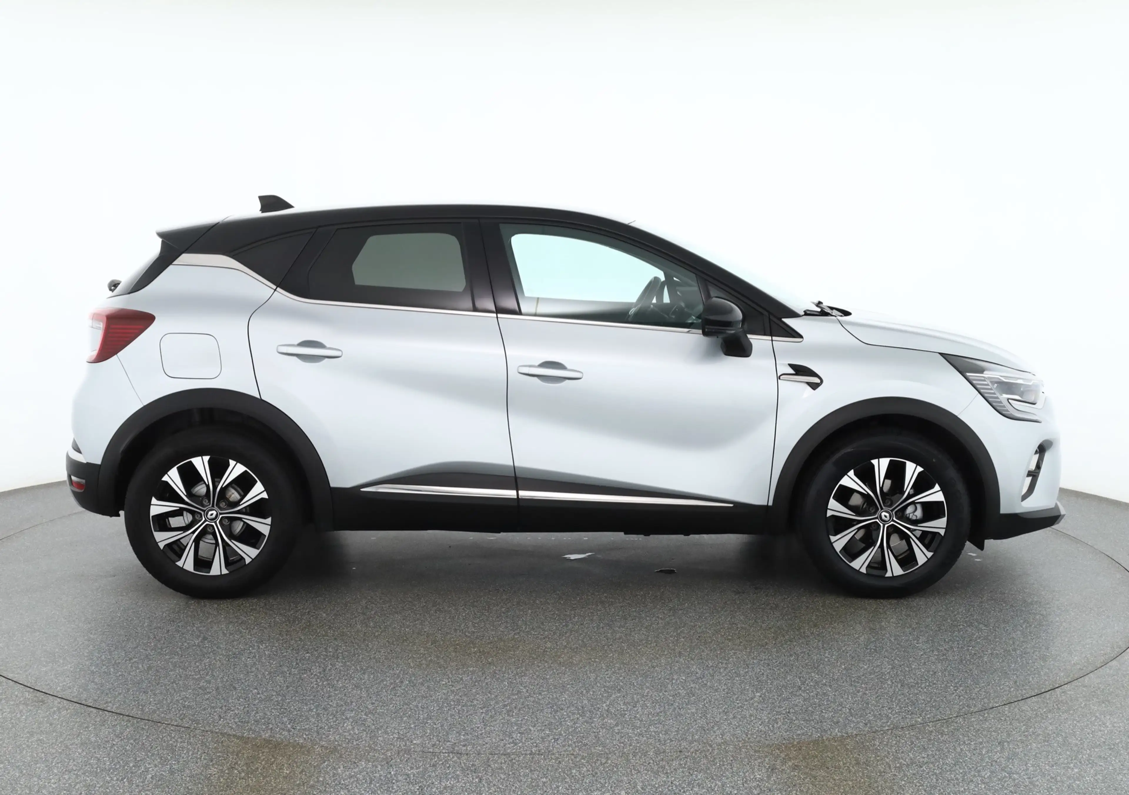 Renault Captur 1.3 TCe M-Hybrid Techno LED Navi Kamera — photo 6