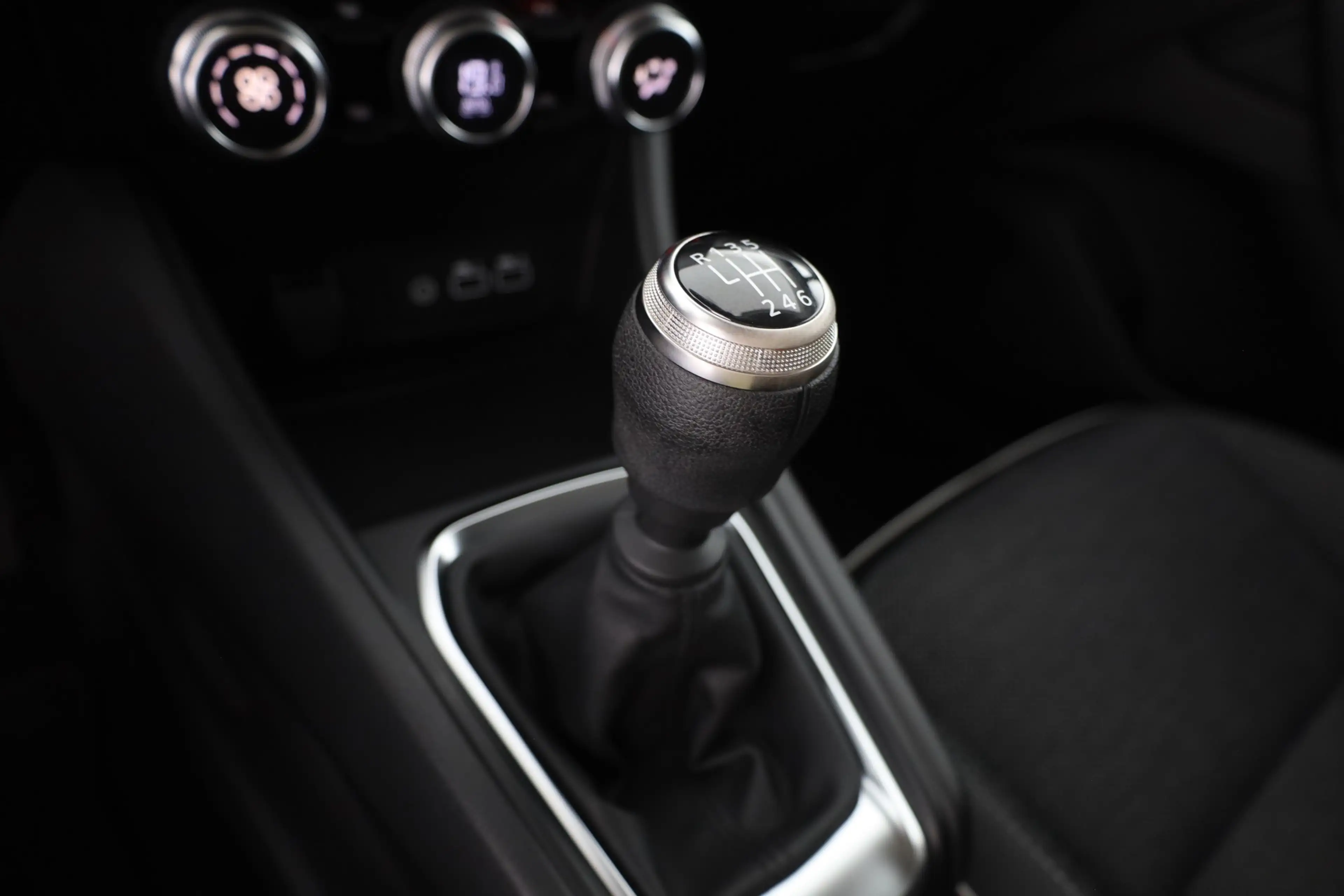 Renault Captur 1.3 TCe M-Hybrid Techno LED Navi Kamera — photo 13