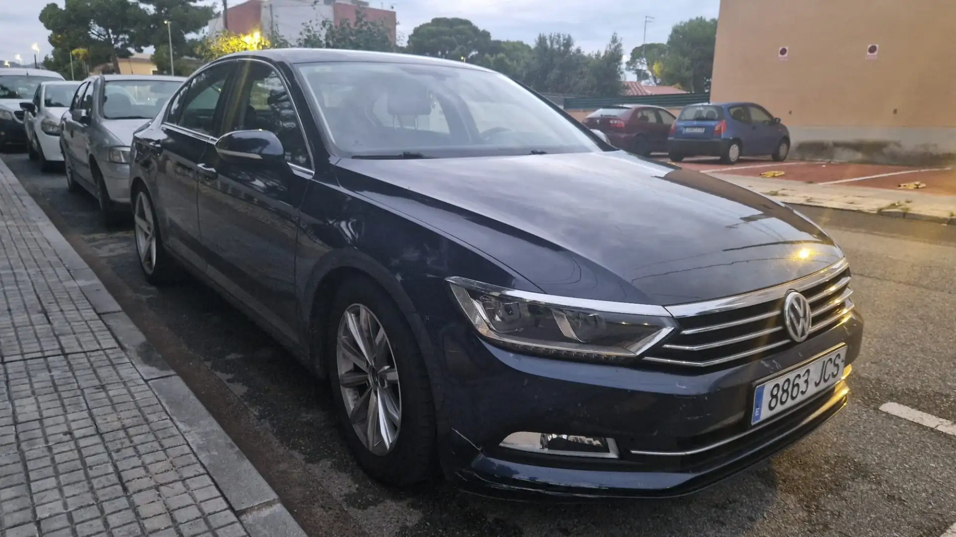 Volkswagen Passat 2.0TDI EVO Business 110kW - 2