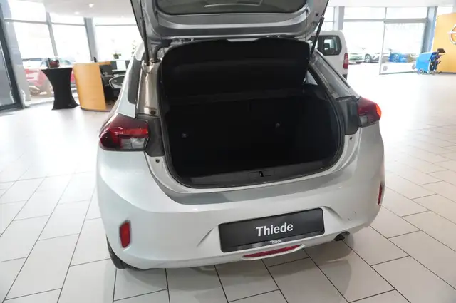 Opel Corsa view 11