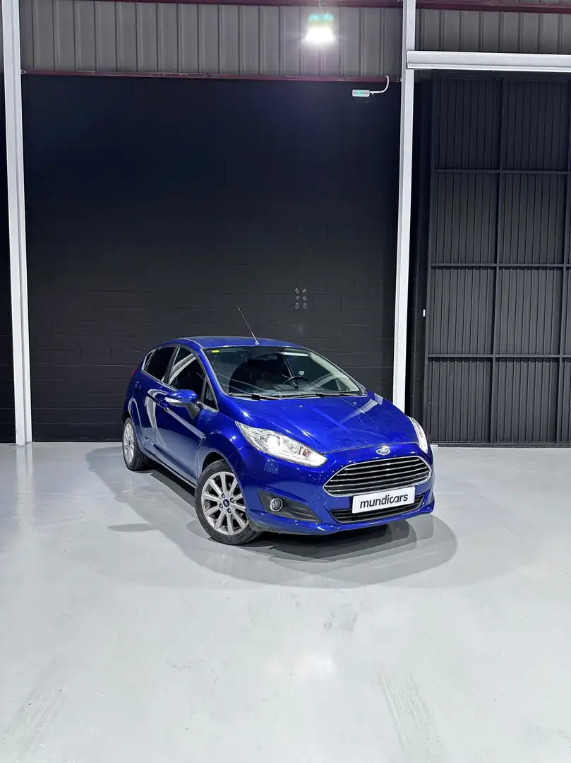 Ford Fiesta 1.0 EcoBoost Titanium Powershift Azul - 2