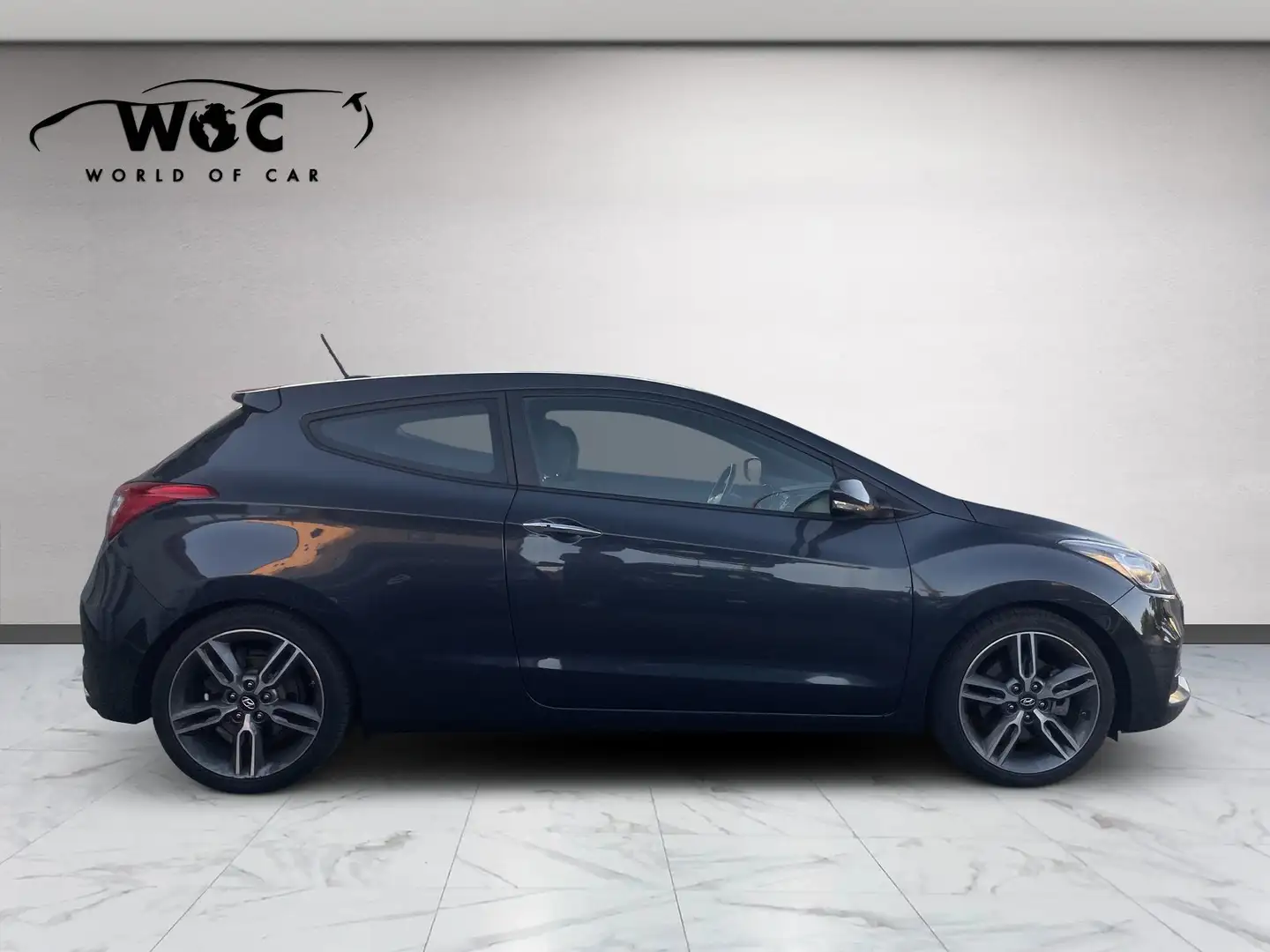 Hyundai i30 1.6 TGDI Turbo NAVI*XENON*SHZ*KAMERA*LHZ*TEMPOMAT Zwart - 2