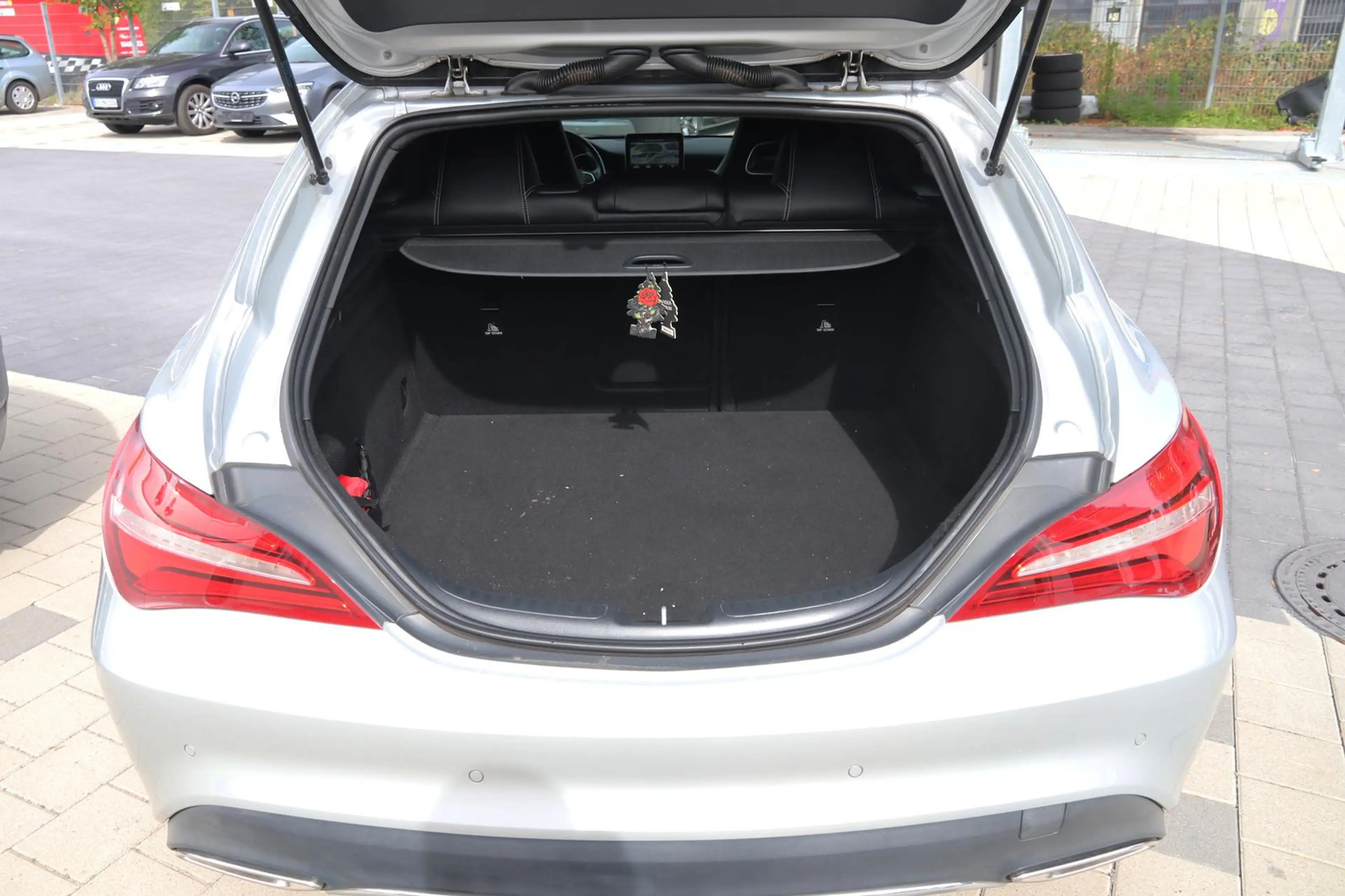 Mercedes-Benz Others CLA 200 CDI d Shooting Brake — photo 15