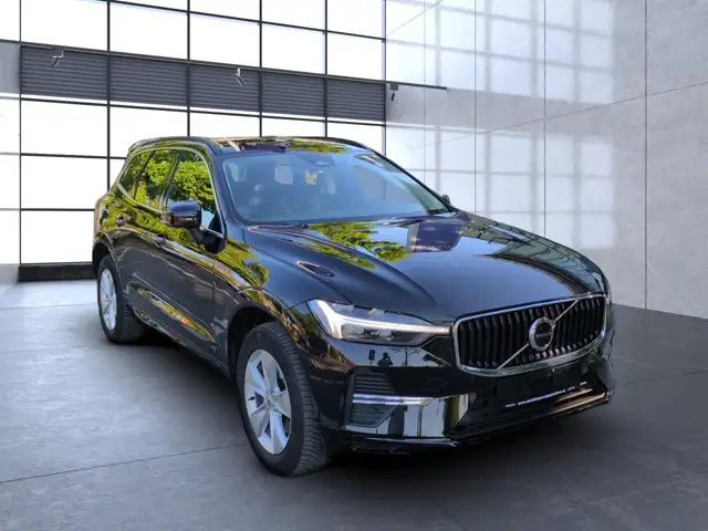 Volvo XC60 view 8