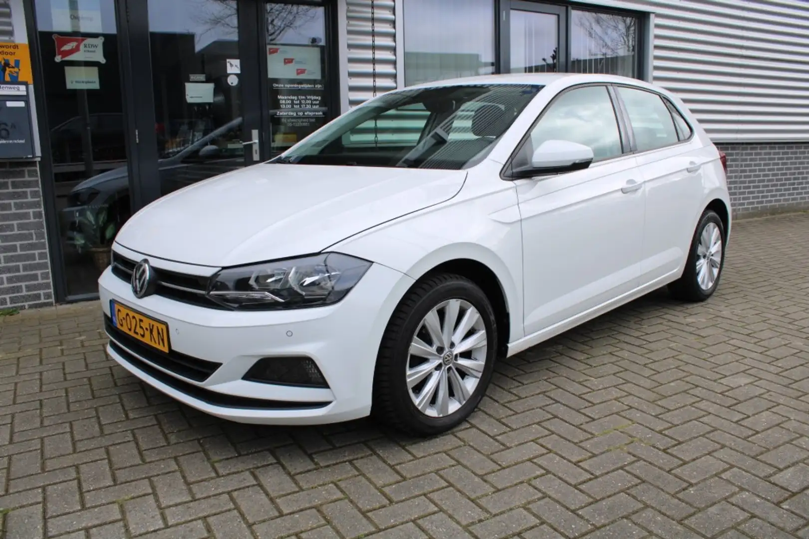 Volkswagen Polo 1.0 TSI High Line AIRCO CRUISE ACC NAVI STOELVERWA Blanco - 1