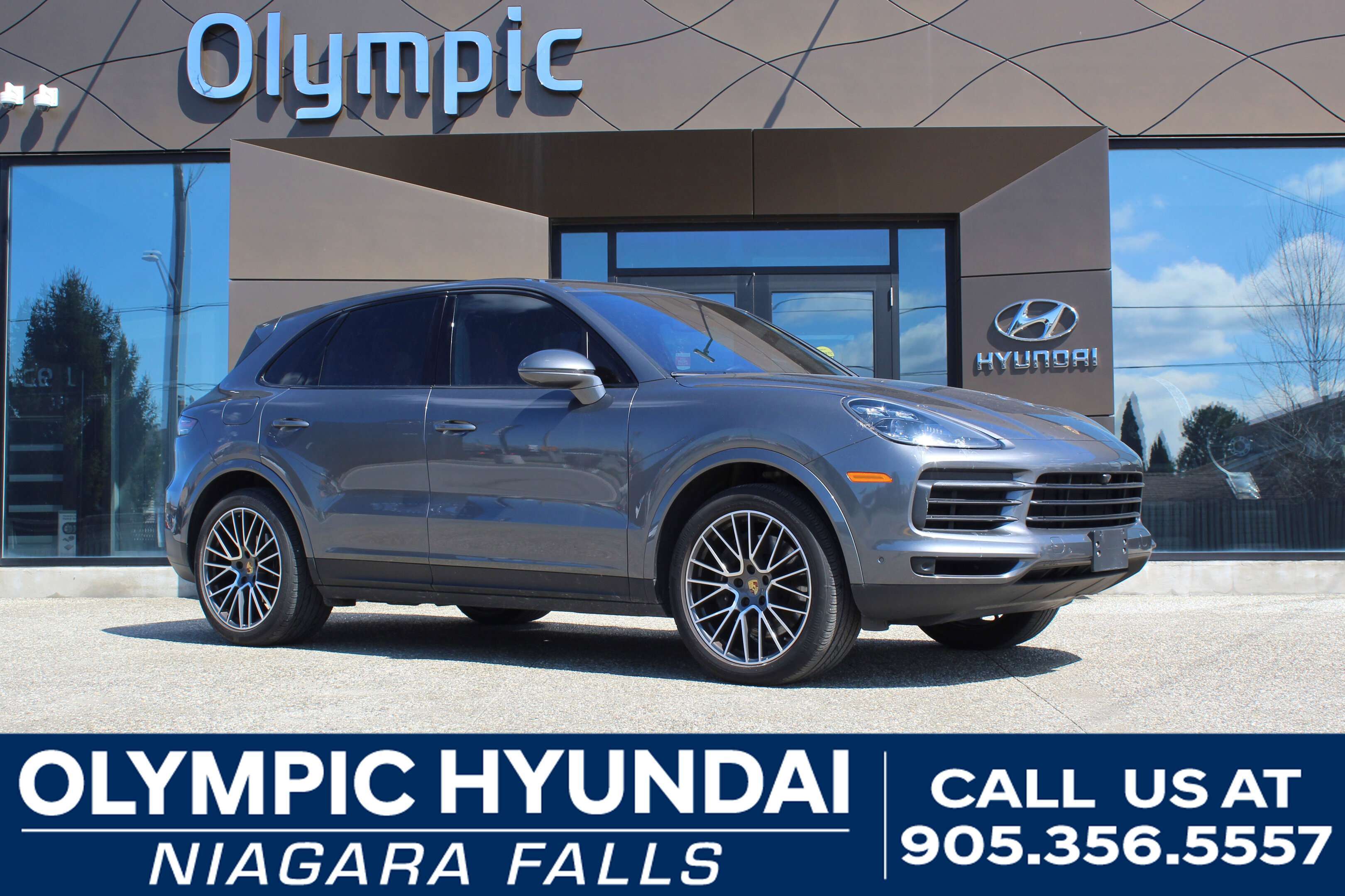 2021 Porsche Cayenne Premium Plus Package, 21in RS Spyder Design Wheels