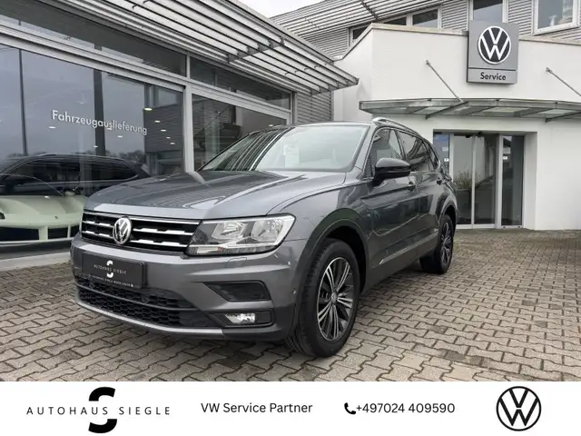 Volkswagen Tiguan Allspace 1.5 TSI IQ.DRIVE AHK Navi ACC Parktronic Sitzheiz