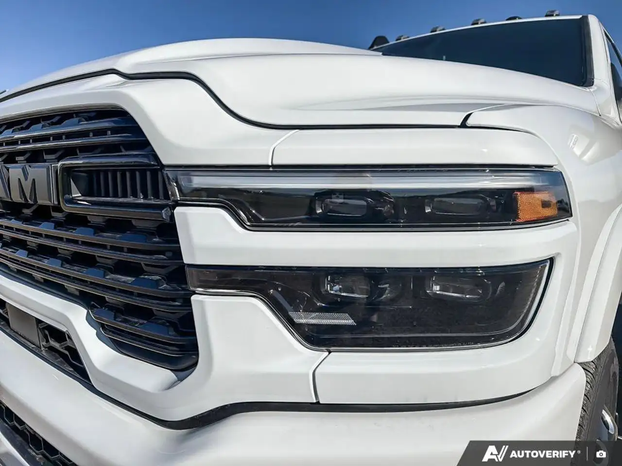 RAM 3500 снимка RAM 3500