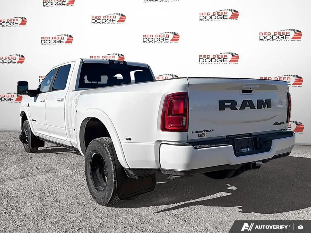 RAM 3500 снимка RAM 3500
