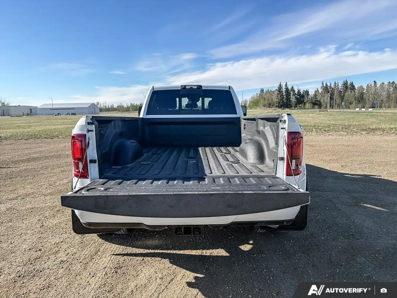 RAM 3500 снимка RAM 3500