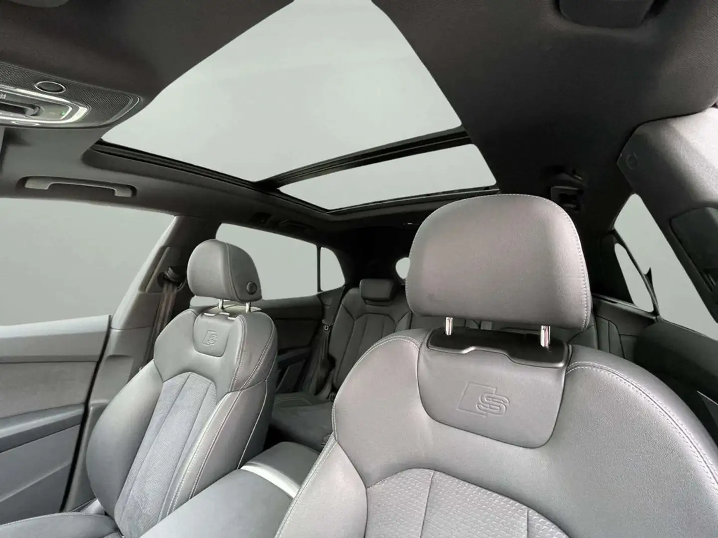 Audi Q8 Black Line 50TDI 286cv Quattro Negro - 2