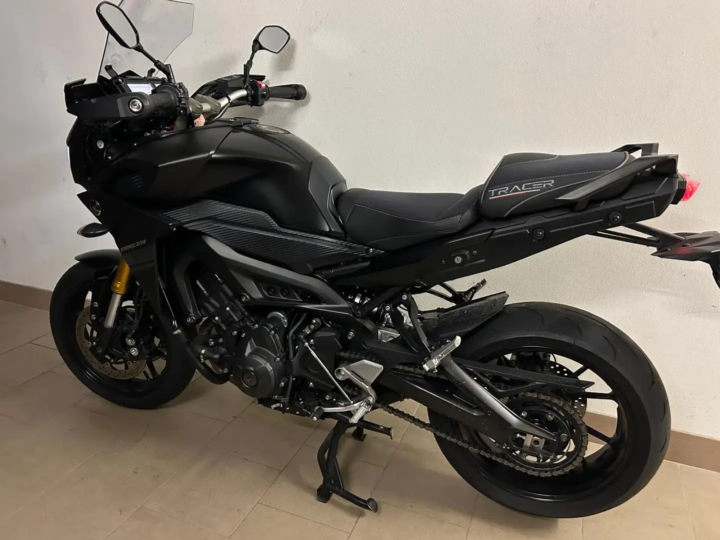 Yamaha Tracer 900 Fekete - 2