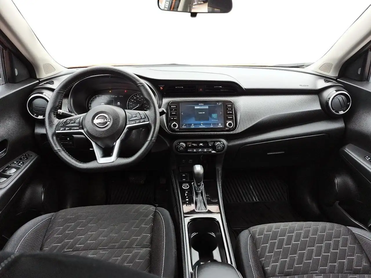 Nissan Kicks снимка Nissan Kicks