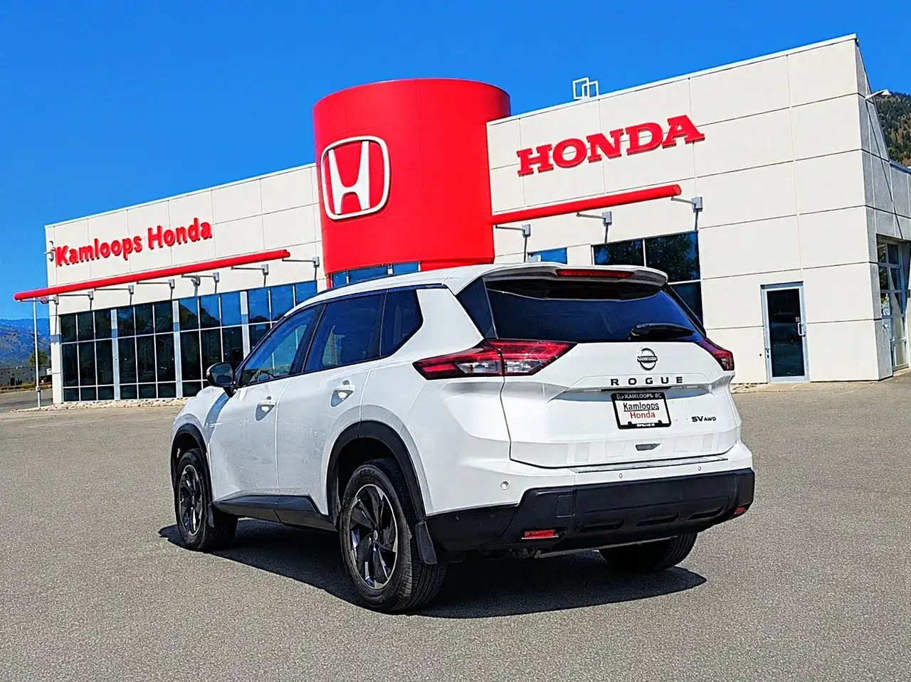 Nissan Rogue снимка Nissan Rogue