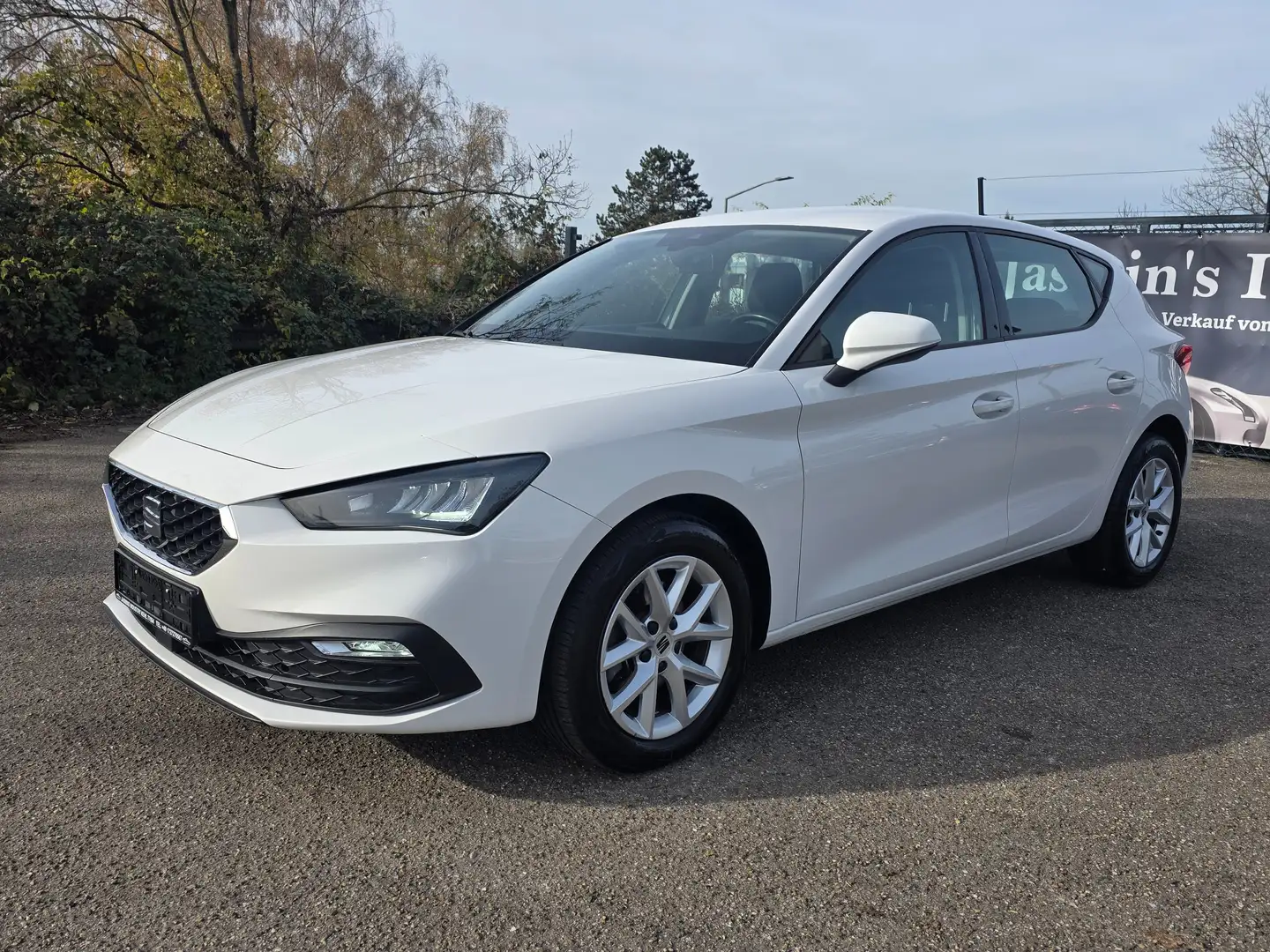 SEAT Leon 2.0 TDI Limousine LED Digitales Tacho Lane- Style Weiß - 1