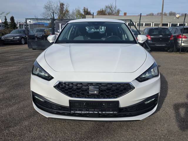 SEAT Leon 2.0 TDI Limousine LED Digitales Tacho Lane- Style
