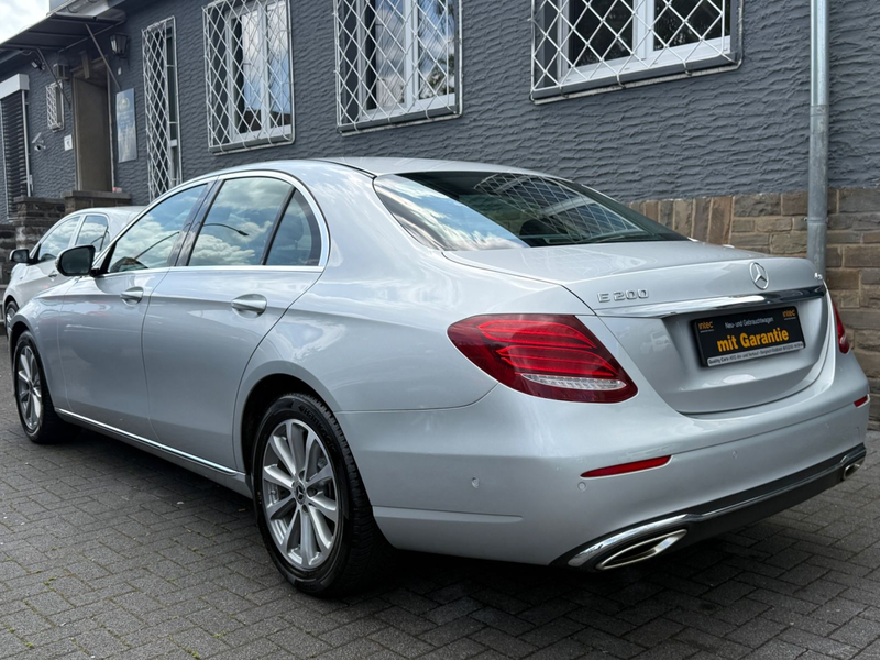 Mercedes-Benz E 200 4Matic*1-Hand*Garantie — photo 7