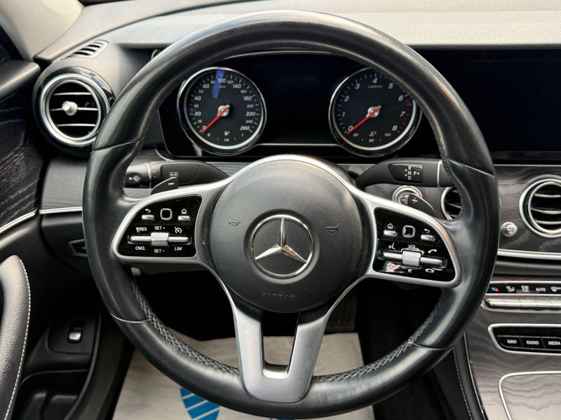 Mercedes-Benz E 200 4Matic*1-Hand*Garantie — photo 14