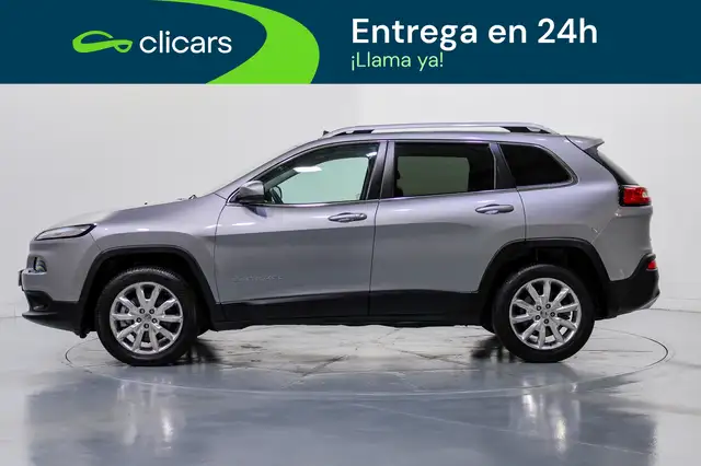 Jeep Grand Cherokee view 8