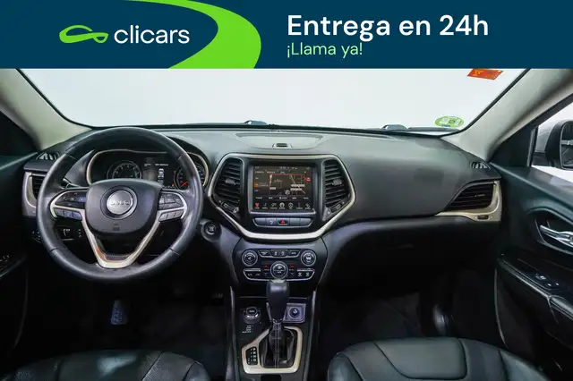 Jeep Grand Cherokee view 13