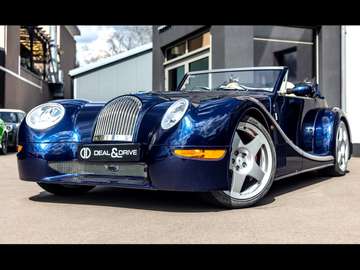 4.4 V8 MANUAL°ASTON MARTIN COLOUR MENDIP BLUE