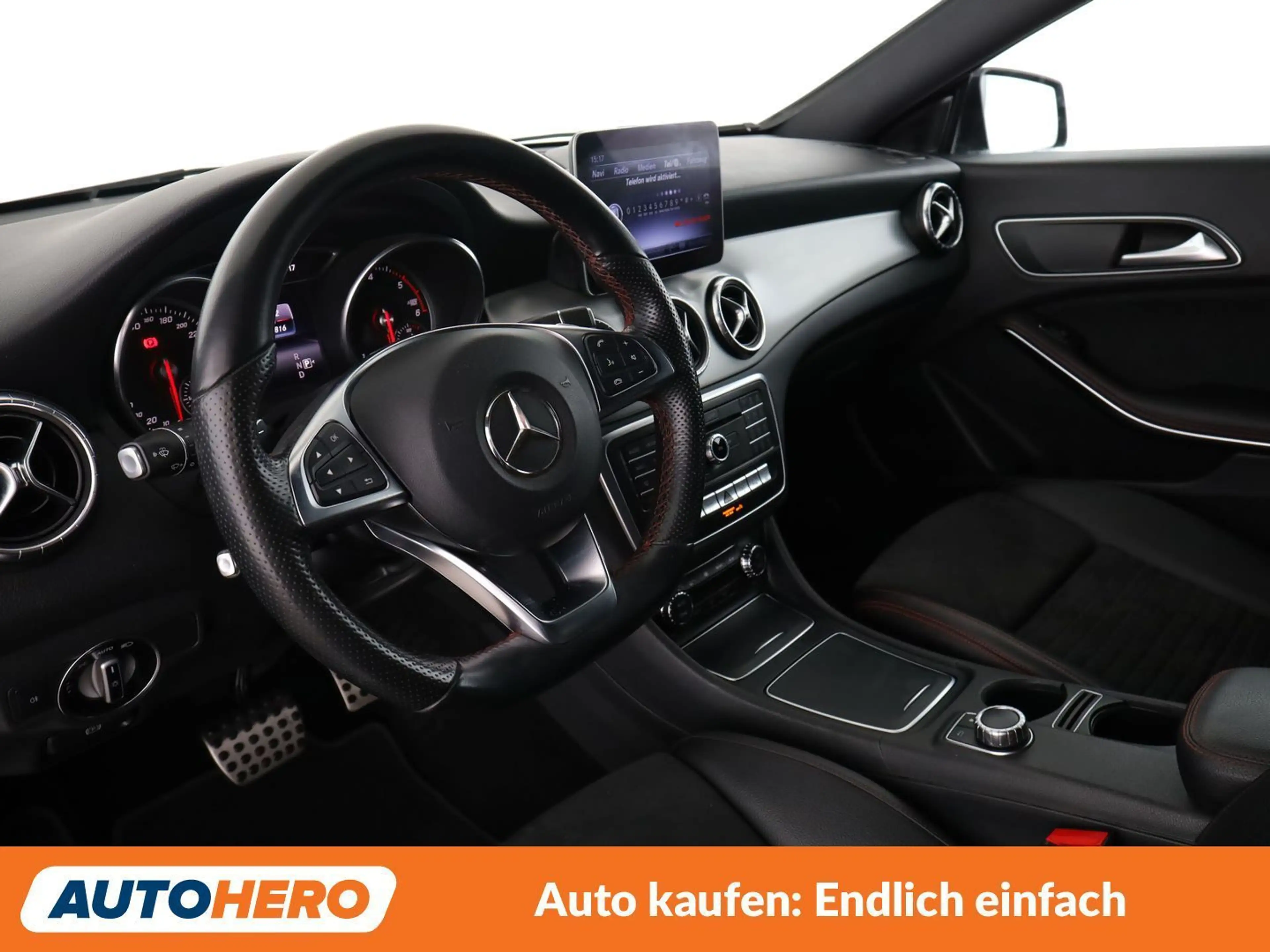 Mercedes-Benz CLA 220 CLA 220 Shooting Brake AMG Line — photo 11