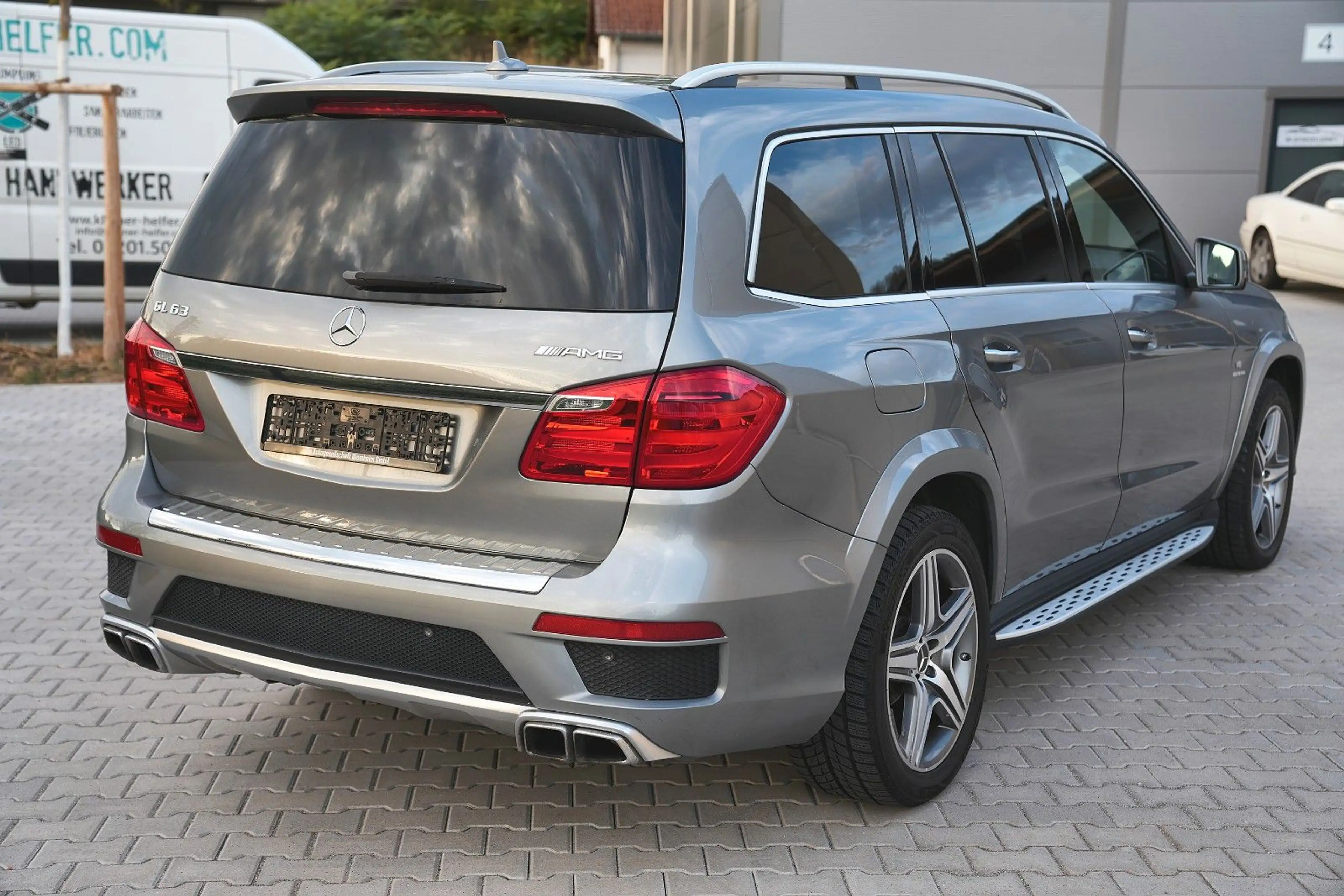 Mercedes-Benz GL 63 AMG 4MATIC 7-Sitzer Pano Harman HU neu — photo 5
