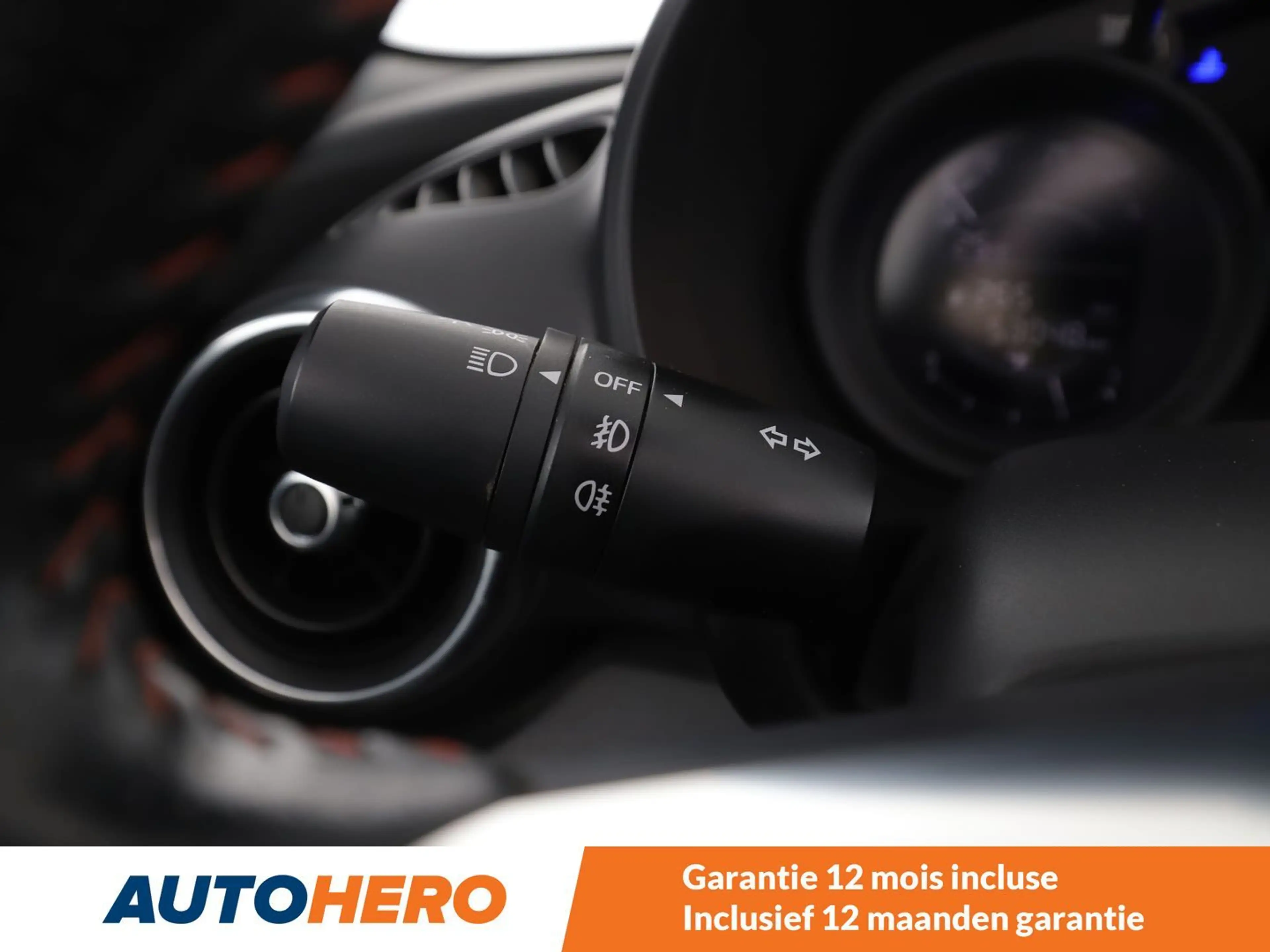Abarth 124 Spider 1.4 Turbo — photo 11