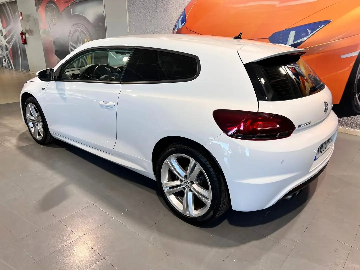 Volkswagen Scirocco 2.0 TDI 140cv BMT by RLine Bianco - 2