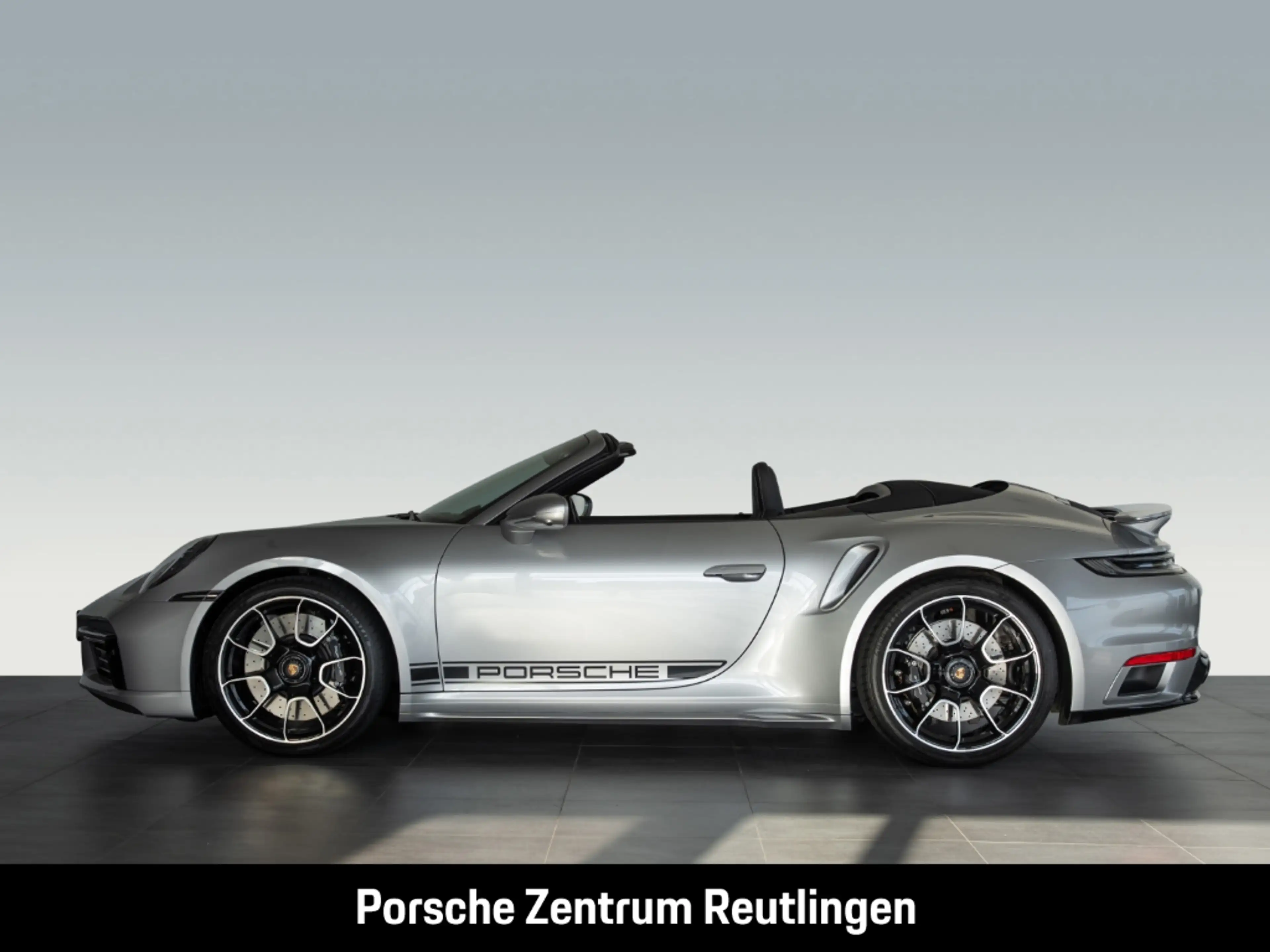 Porsche 992 (911) Turbo Cabriolet — photo 2