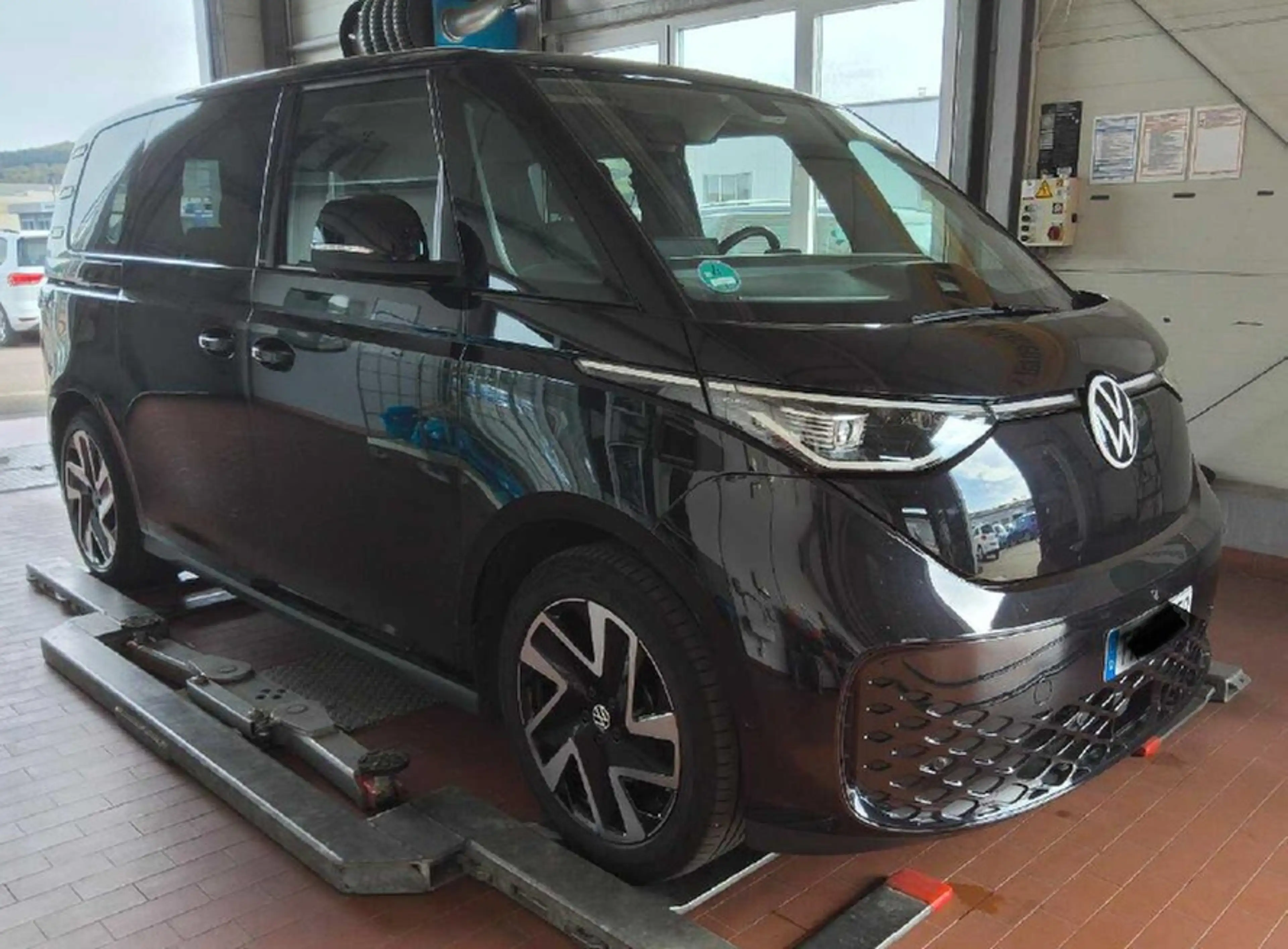Volkswagen ID. Buzz ID.Buzz Pro AHK, Area-View — photo 3