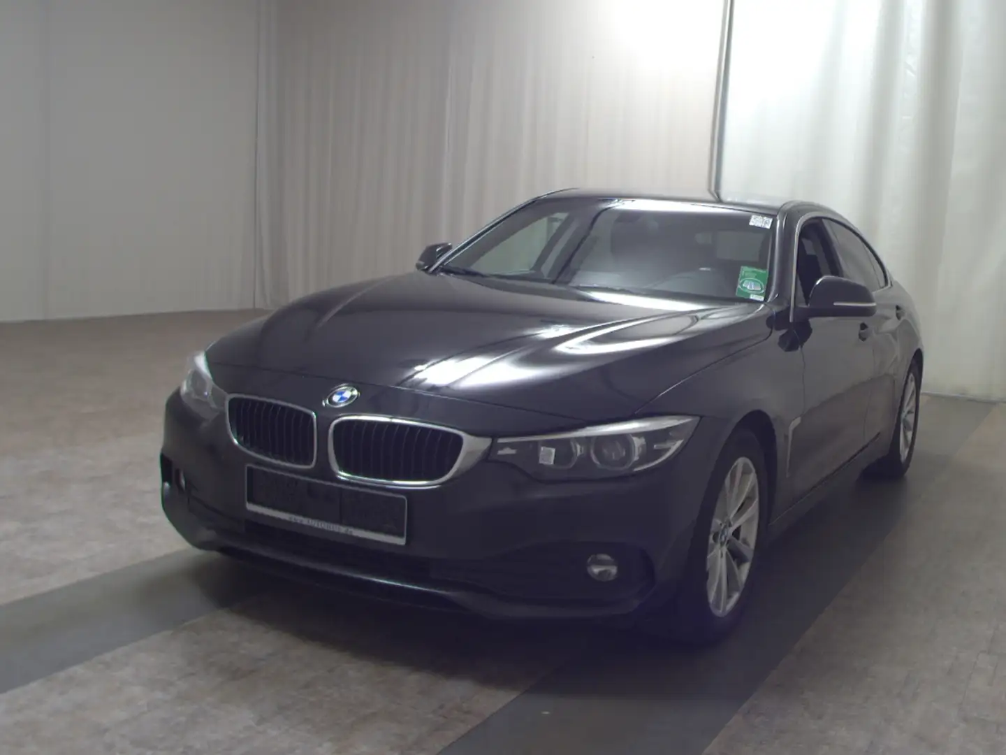 BMW 420 Gran Coupé Advantage AHK Navi LED Sportsitze Black - 2