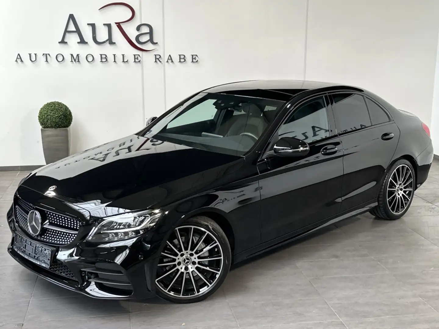 Mercedes-Benz C 220 AMG-Line NAV+LED+AHK+PANO+19ZO+DISTRONIC Schwarz - 2