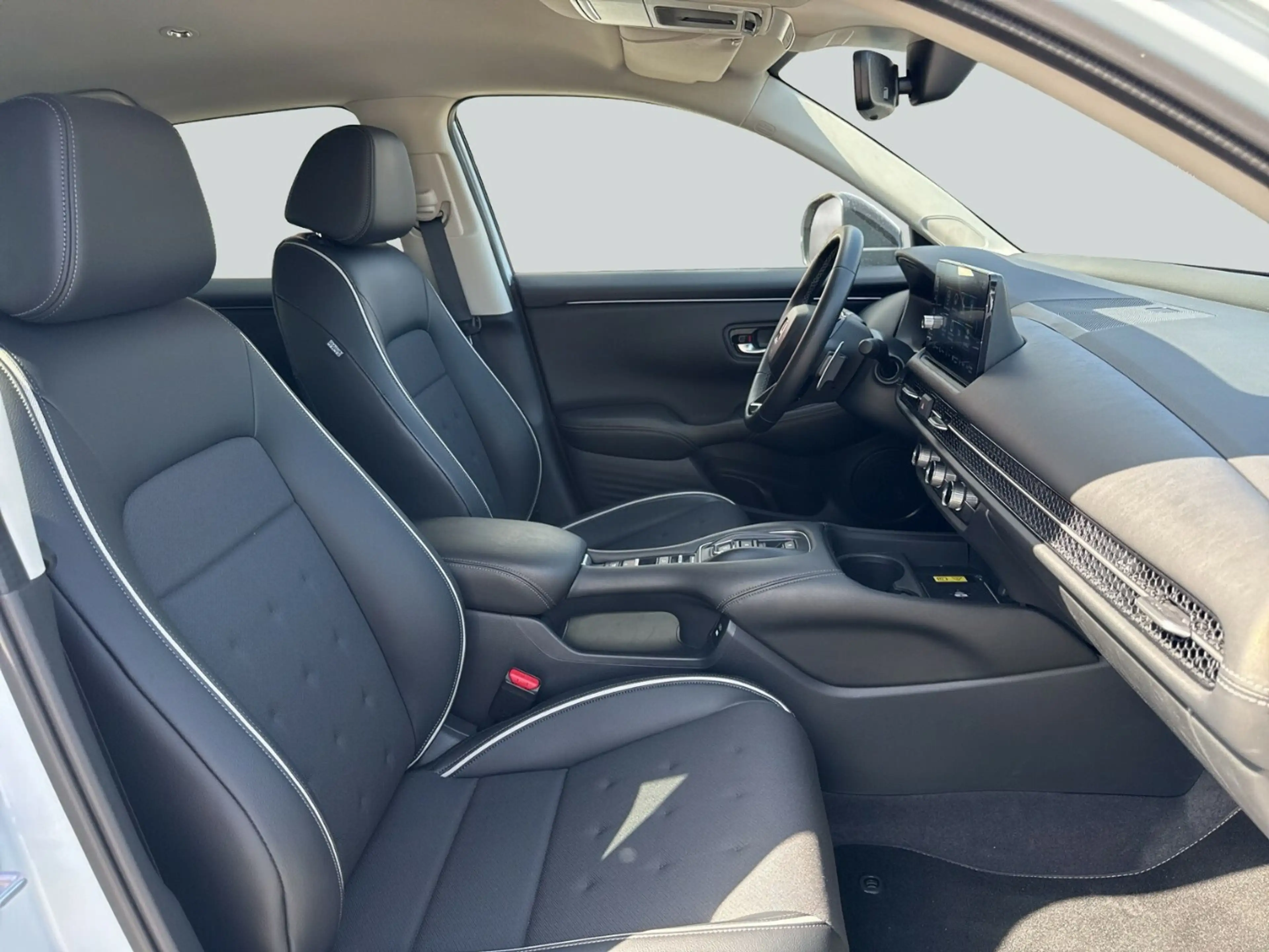 Honda ZR-V e:HEV Sport — photo 3