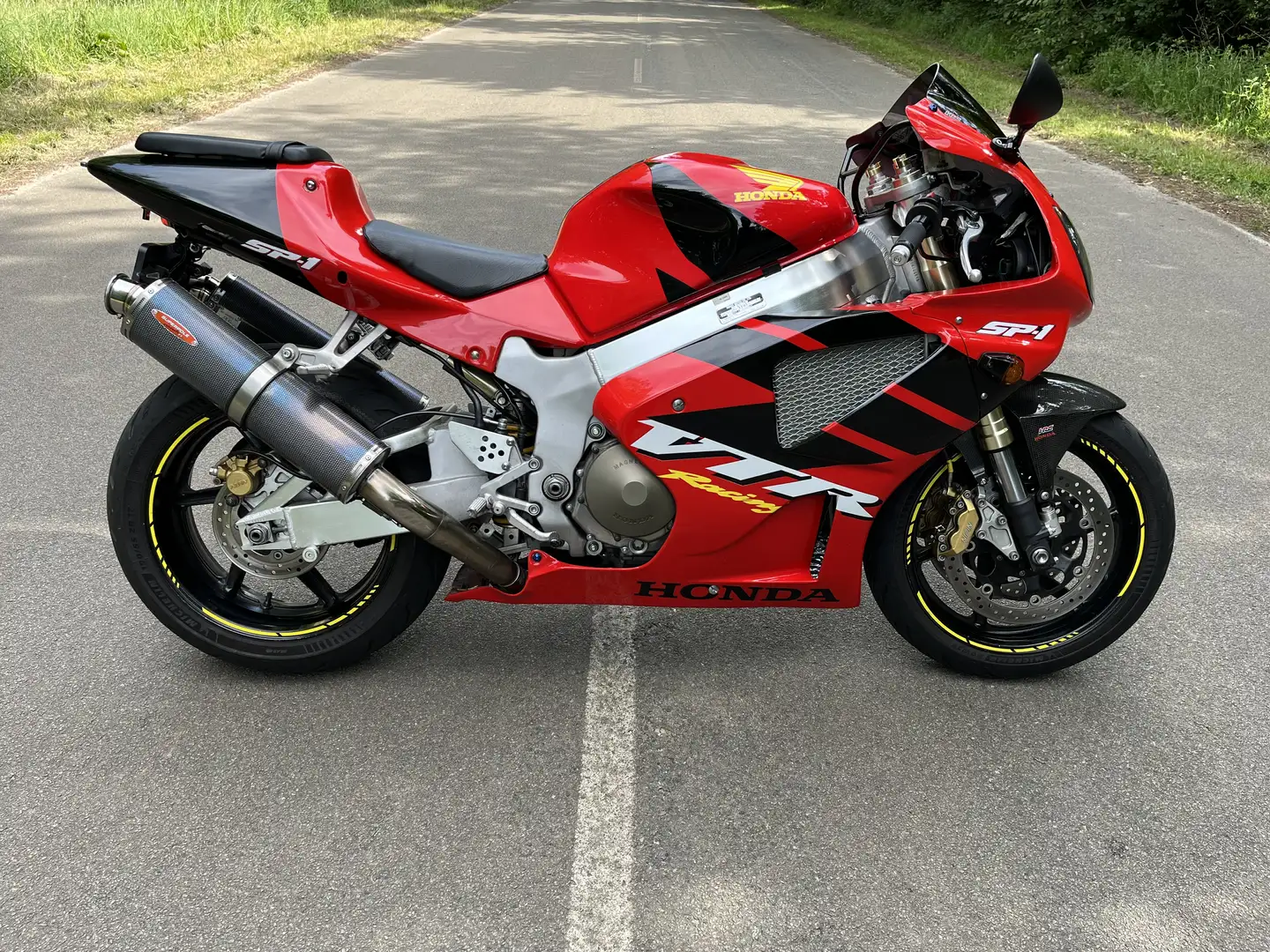 Honda VTR 1000 sp1 - 2