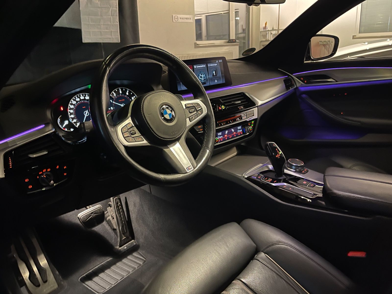 BMW 540 i Limousine M Sport| Head-Up | Soft-Close | — photo 13