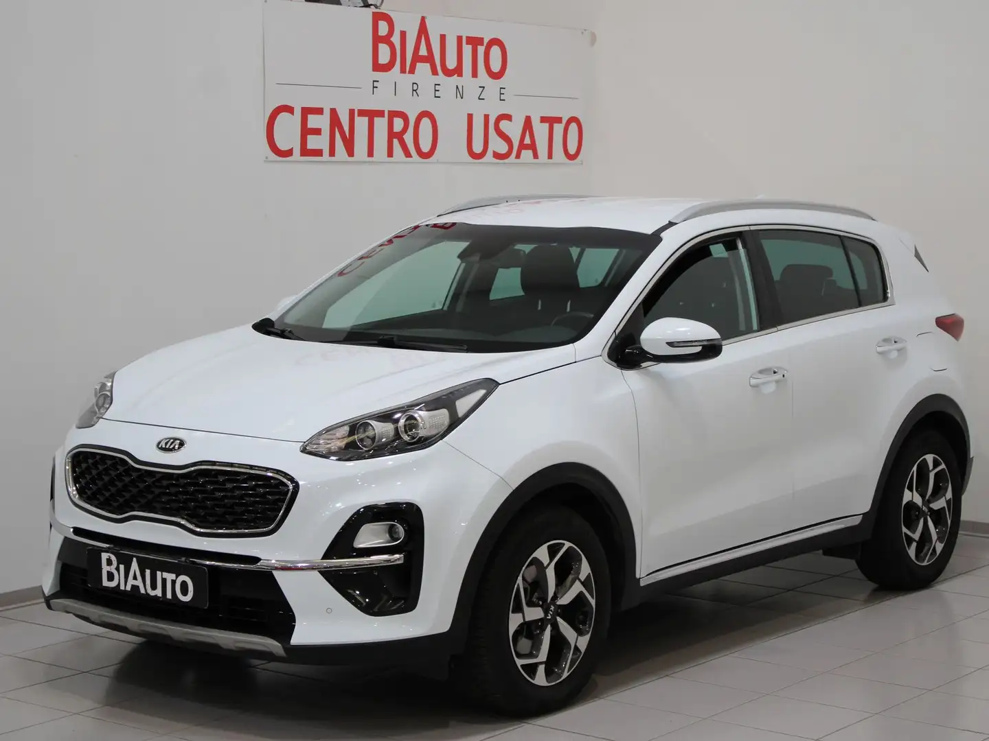 Kia Sportage 1.6 CRDI 115 CV 2WD Energy Bílá - 1