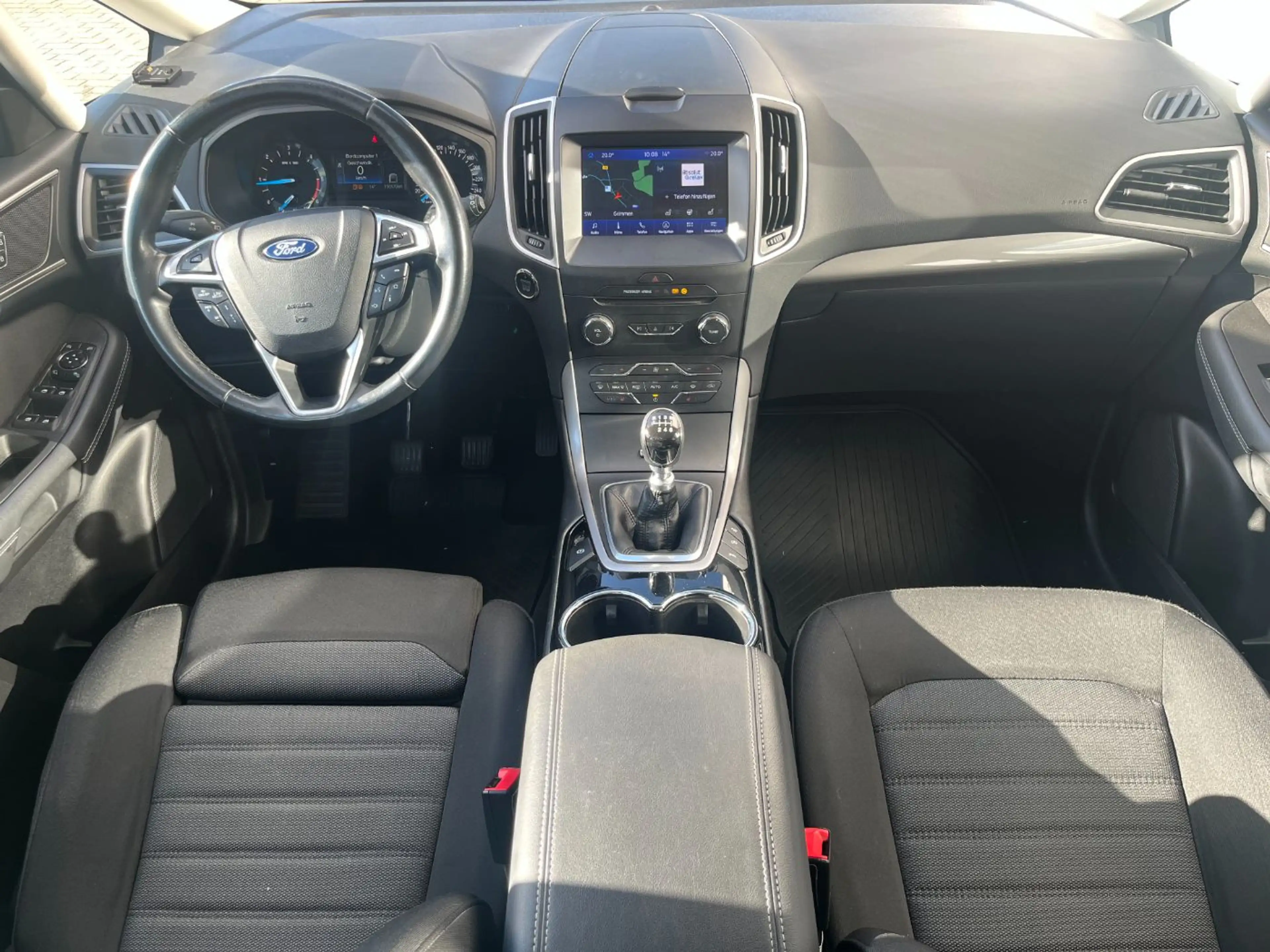 Ford S-Max 2.0 EcoBlue Edition AHK ACC 8fach bereift — photo 6