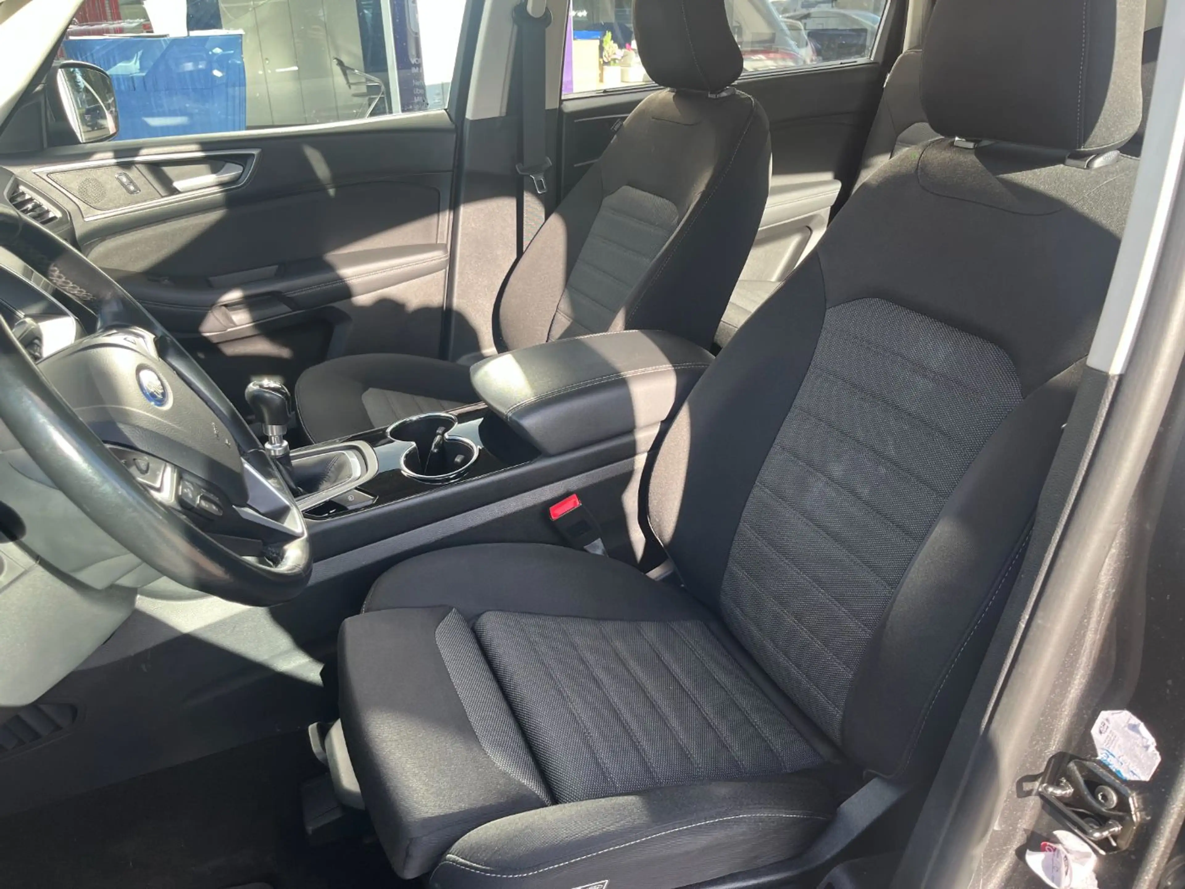 Ford S-Max 2.0 EcoBlue Edition AHK ACC 8fach bereift — photo 15
