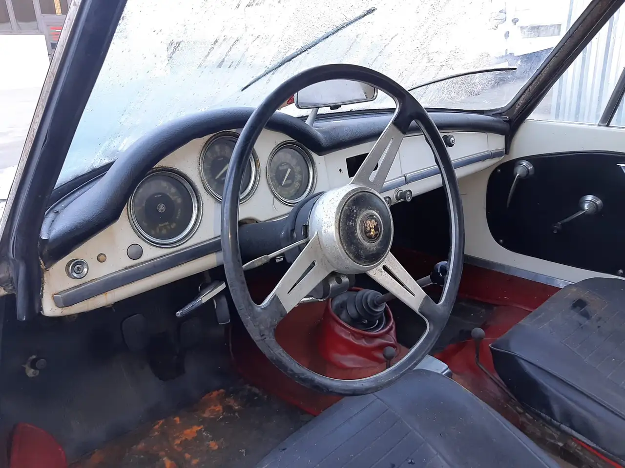 Alfa Romeo Giulia Spider 1.6, foto 6