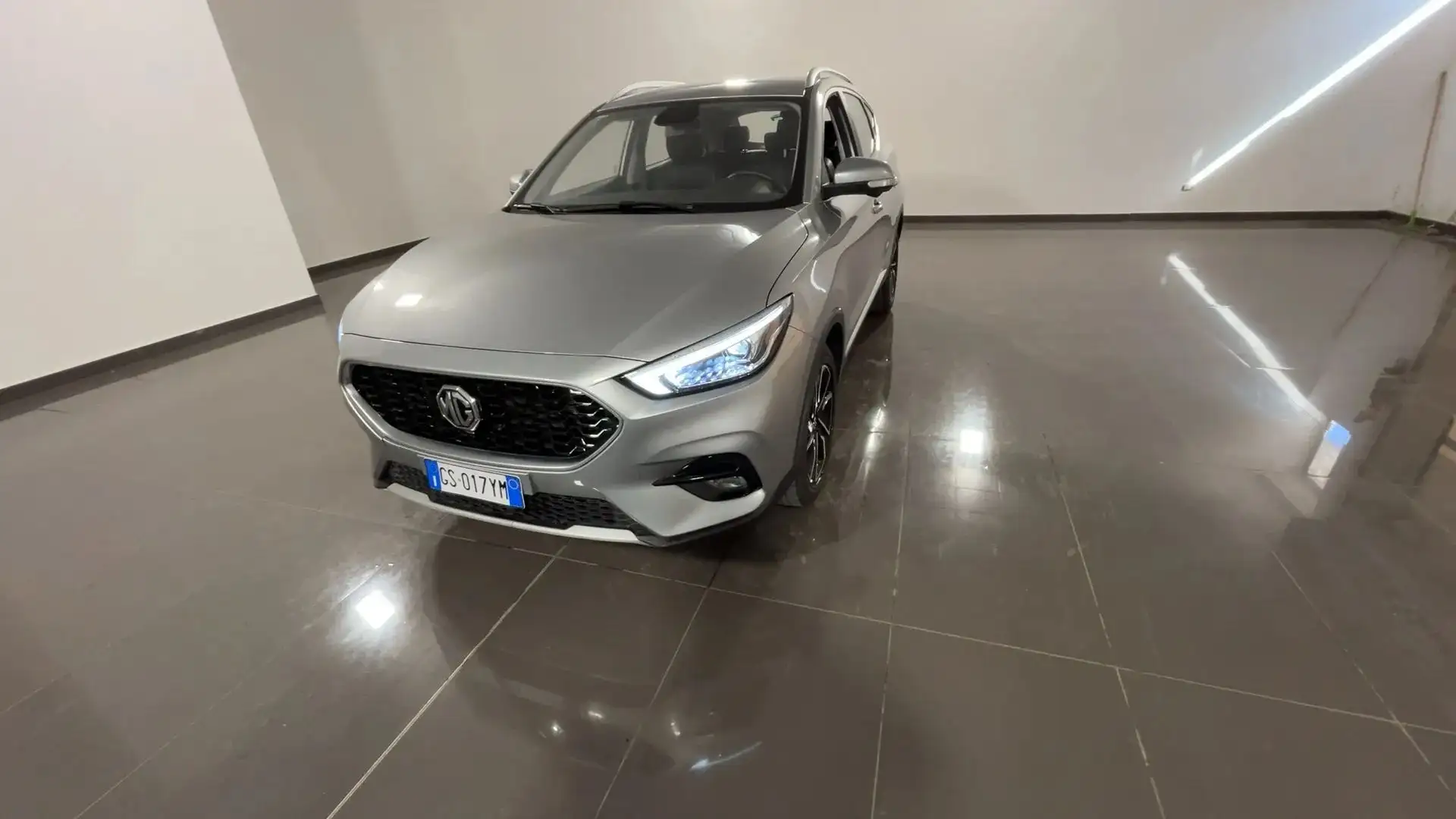 MG ZS ZS 1.5 Luxury Argento - 1