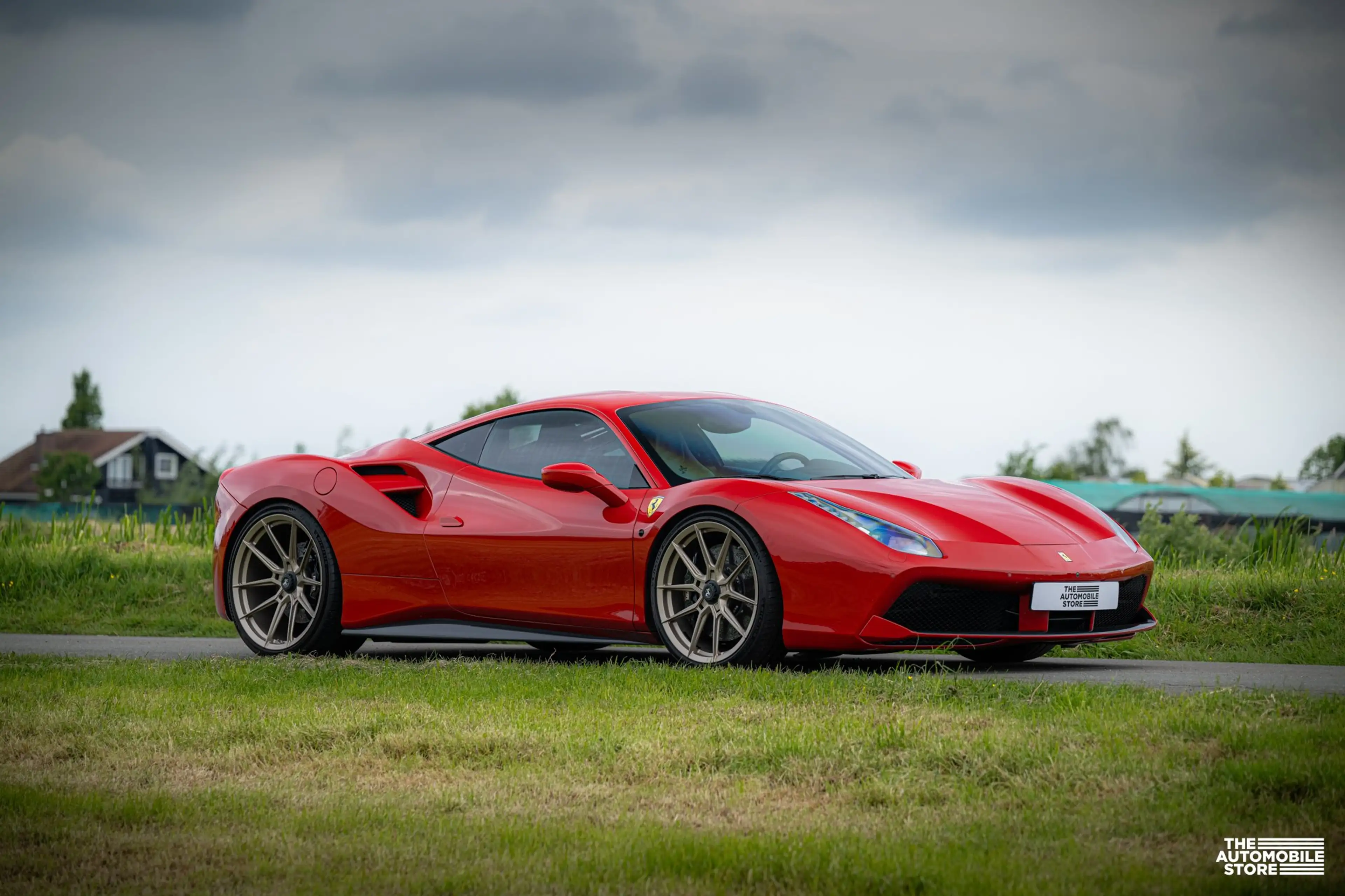 Ferrari 488 3.9 GTB HELE Novitec — photo 4