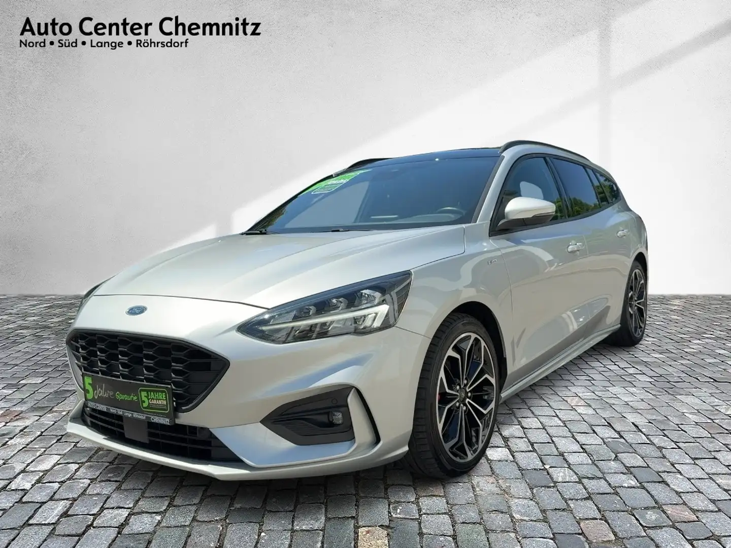 Ford Focus Turnier 1.5EB ST-Line X LED/Pano/Kamera/Nav Zilver - 2