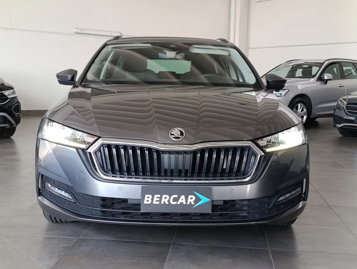 Skoda Octavia Octavia 2.0 TDI EVO SCR DSG Executive*VIRTUAL COC - 2