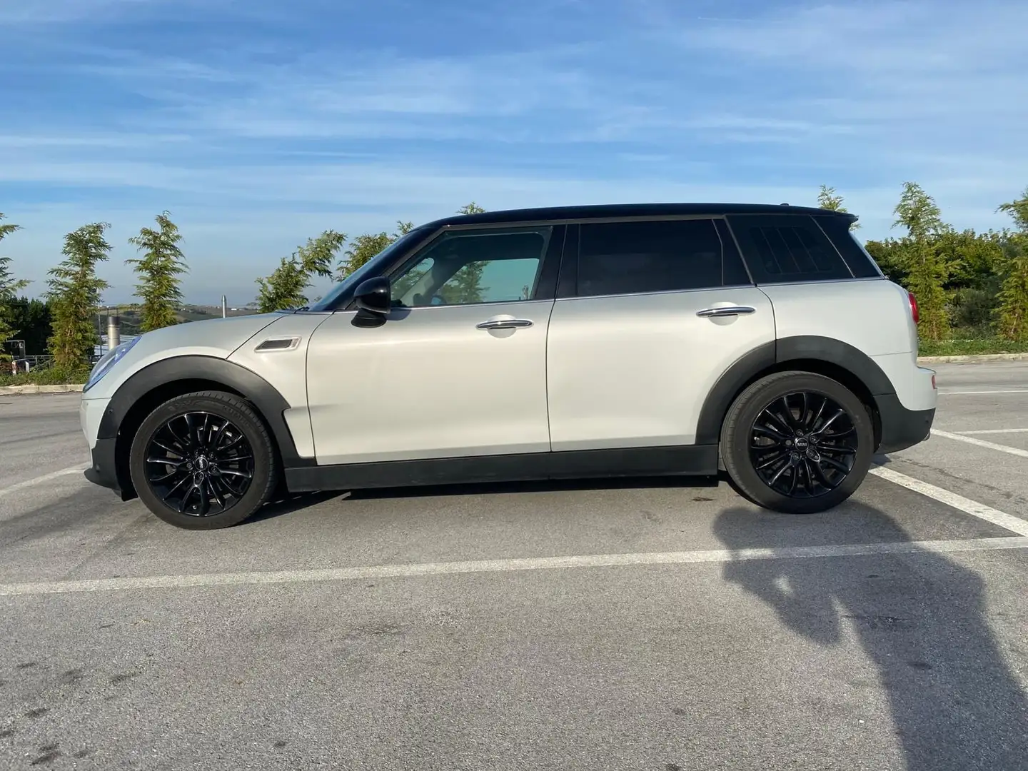 MINI Cooper D Clubman Mini IV F54 2016 Clubman 2.0 Business auto Argento - 1