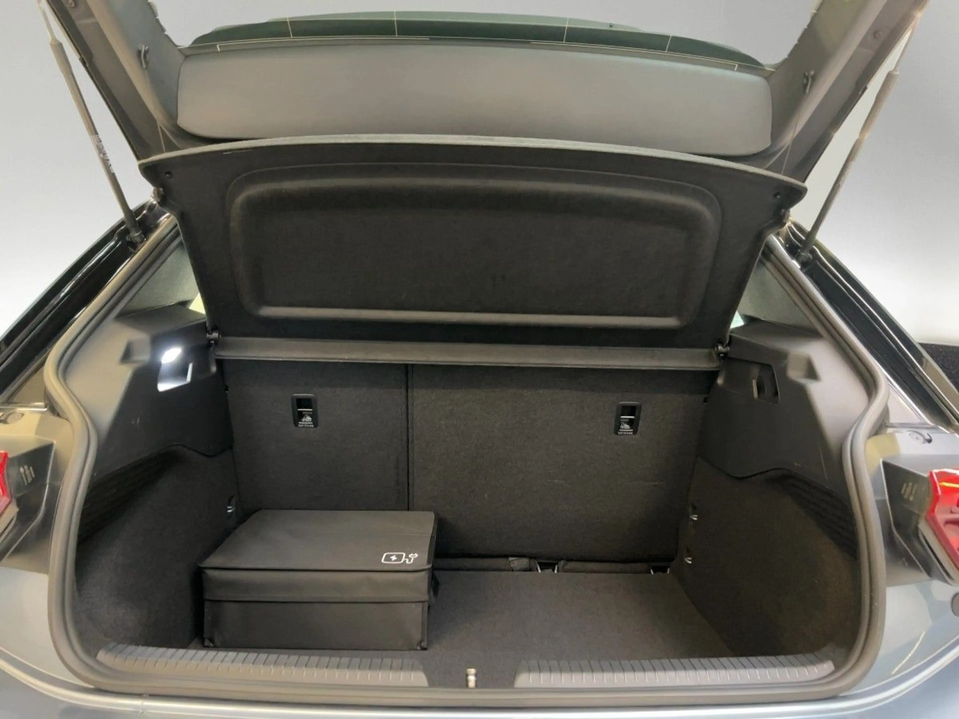 Volkswagen ID.3 Pro Performance Area View Park Assist Navi — photo 8