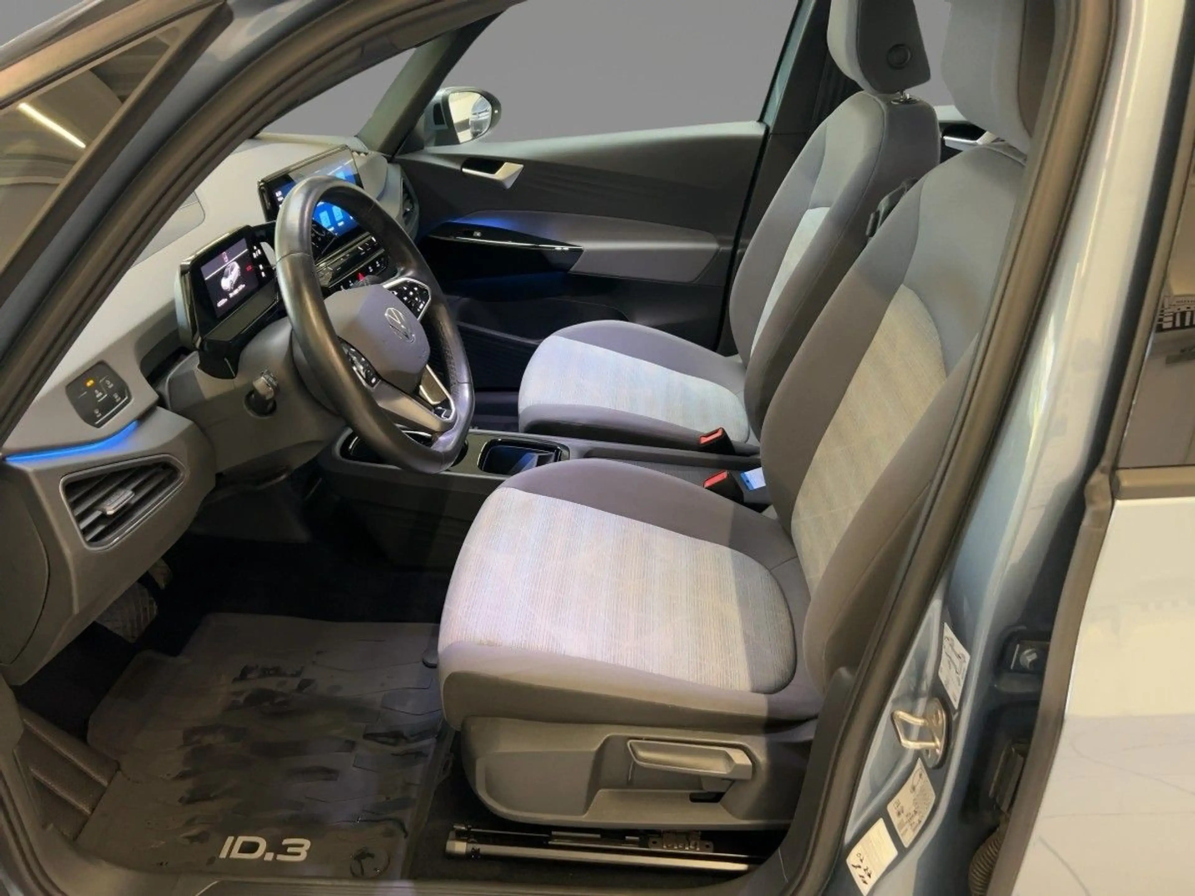 Volkswagen ID.3 Pro Performance Area View Park Assist Navi — photo 9