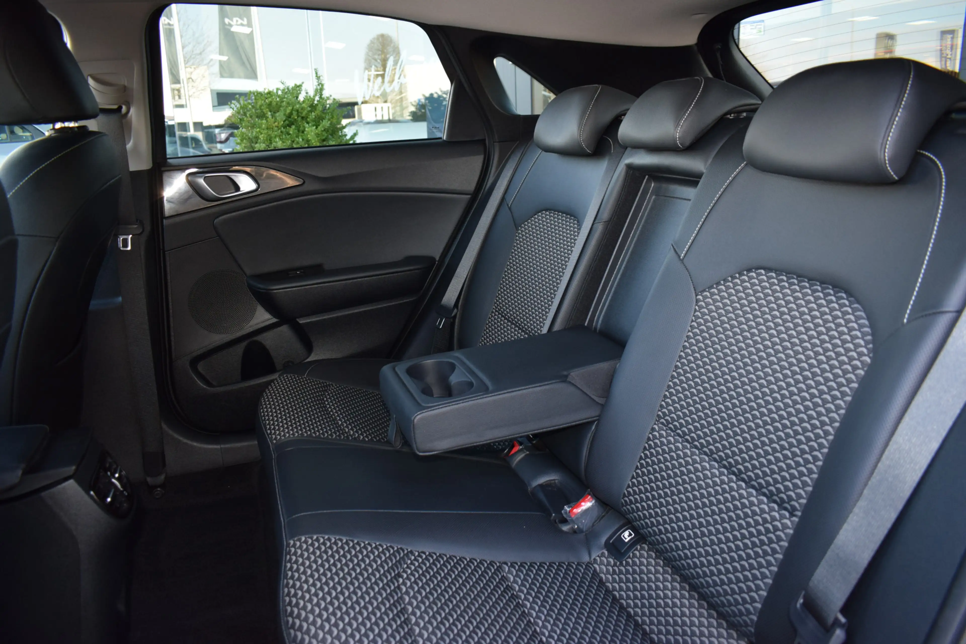 Kia Ceed / cee'd 1.5 T-GDi DynamicPlusLine | Automaat | Stuur + Sto — photo 22